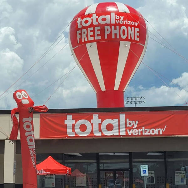 Total by Verizon Giant Rooftop Balloon Orange