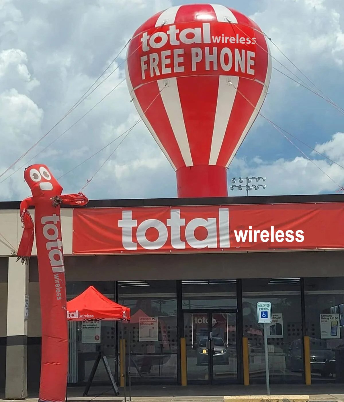 Total by Verizon Giant Rooftop Balloon Orange