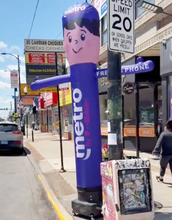 10ft Metro by T-Mobile Inflatable Waving Man