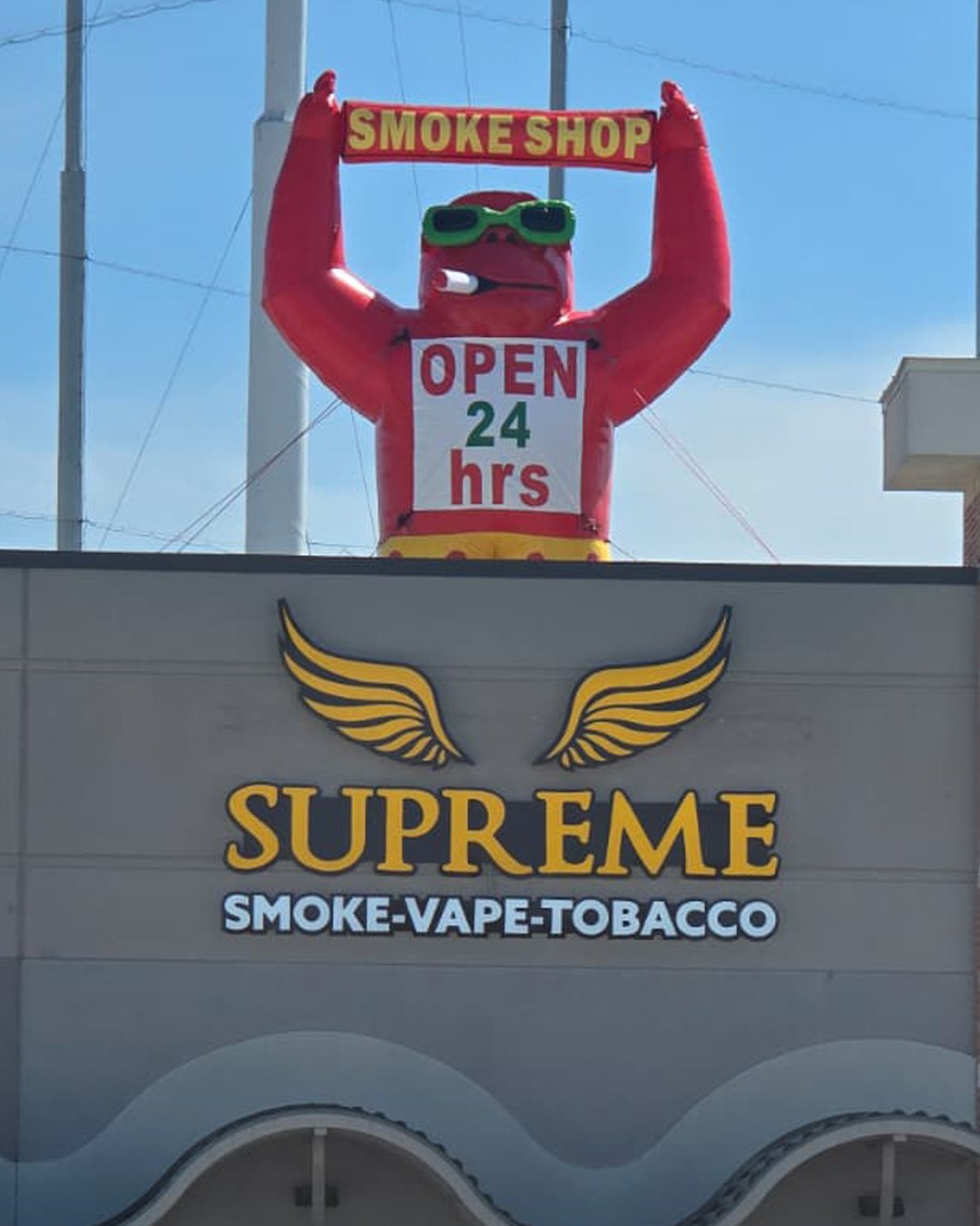 22ft smoke shop inflatable gorilla rooftop display